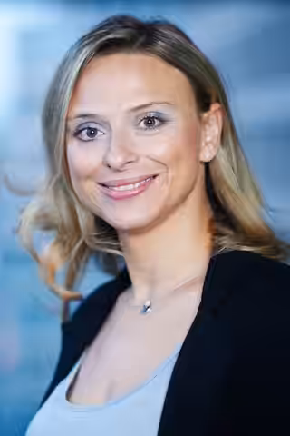 Nadia Khamlichi