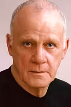 Leon Russom