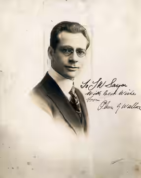 Oliver G. Wallace, organist Subjects: musicians (1923)