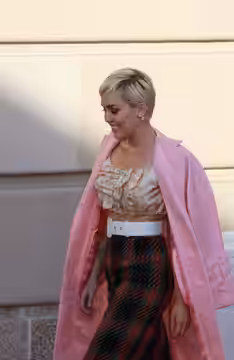 Cyrus en el Rock and Roll Hall of Fame Induction Ceremony del 2015.