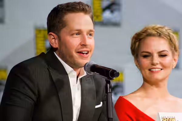 Josh Dallas &amp; Jennifer Morrison Once Upon a Time Panel at the 2014 Comic-Con International.