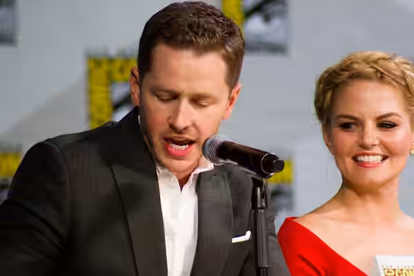 Josh Dallas &amp; Jennifer Morrison Once Upon a Time Panel at the 2014 Comic-Con International.