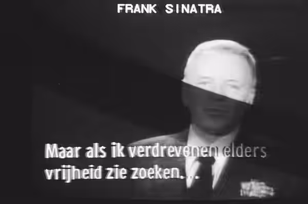 Collectie / Archief : Fotocollectie Anefo Reportage / Serie : [ onbekend ] Beschrijving : Amerikaanse tv-show "Laat Polen Polen zijn" op de televisie. Frank Sin (1982)
