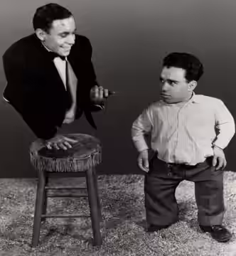 Johnny Eck (left) &amp; Angelo Rossitto in Freaks - publicity still (cropped : see source) (1932)