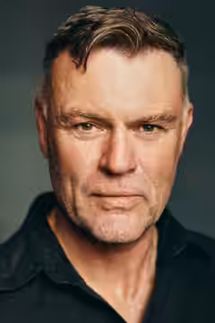 Julian Lewis Jones