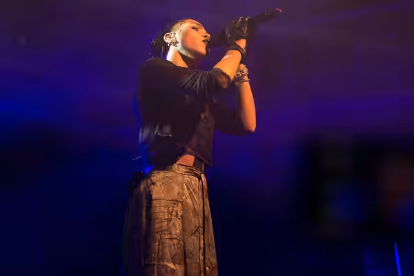 Live in Paradiso, Amsterdam (2015)