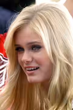 Sara Paxton