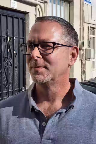 Warren Zide