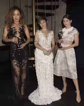 2016 New Beauty Recipients Clare Bowen, Chaley Rose, and Sofia Reyes