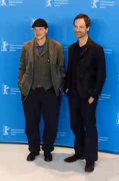 Georg Friedrich und Jörg Hartmann beim Photo Call zu Wilde Maus bei der Berlinale 2017