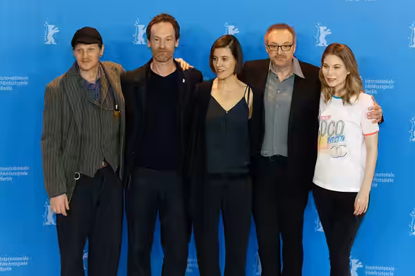 Cast & Crew beim Photo Call zu Wilde Maus bei der Berlinale 2017
