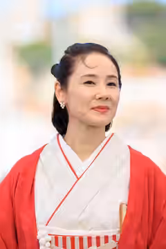 Yō Yoshida presenting the movie A Pale View of Hills at the 2025 Cannes Film Festival
