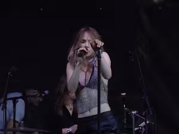 Suki Waterhouse at the 2021 Shaky Knees Music Festival