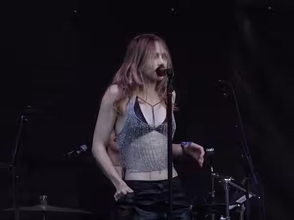 Suki Waterhouse at the 2021 Shaky Knees festival