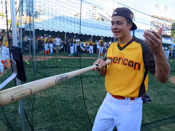 Peyton Meyer takes a selfie with the Snapbat. (2016)