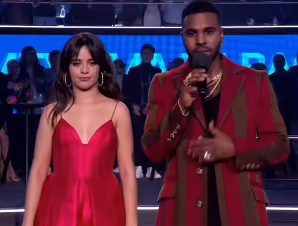 Camila Cabello &amp; Jason Derulo presenting at MTV EMAs 2018