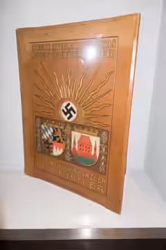Honorary citizenship certificate for Adolf Hitler; Hitler was honorary citizen of numerous German and Austrian cities and communities. Plaque decorated with naz (2014)
