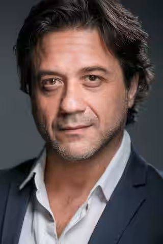 Enrique Arce