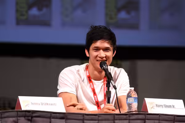 Harry Shum, Jr. at the 2011 San Diego Comic-Con International in San Diego, California. Please attribute to Gage Skidmore if used elsewhere.