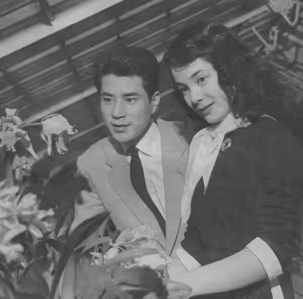 Hiroshi Koizumi and Kyōko Anzai, 1954