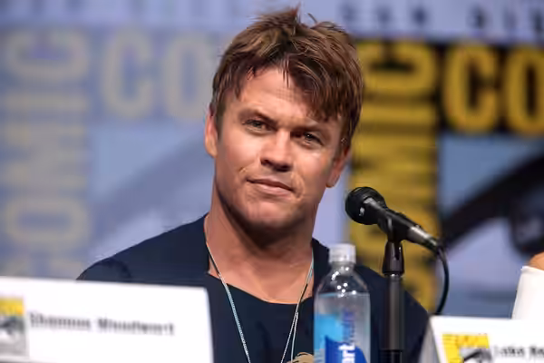 Luke Hemsworth speaking at the 2017 San Diego Comic Con International, for "Westworld", at the San Diego Convention Center in San Diego, California. Please attr