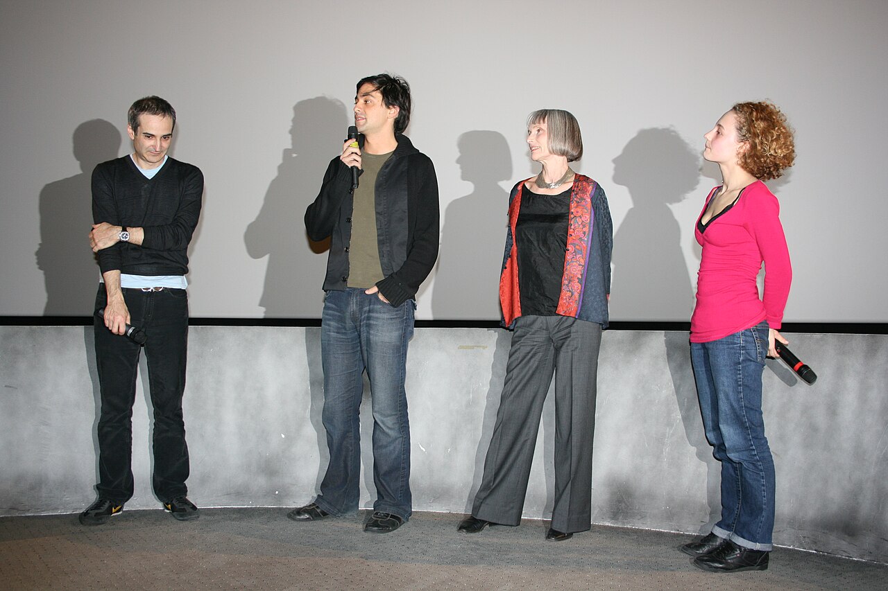 Olivier Assayas, le producteur Charles Gilibert, Édith Scob et Alice de Lencquesaing à l'avant-première de L'Heure d'été diffusée à l'UGC Ciné Cité Les Halles,  (2008)