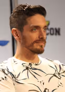 Josh Keaton at the Florida Supercon in 2018