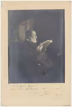 Sujet : Saint-Saëns, Camille (1835-1921) -- Portraits Saint-Saëns, Camille (1835-1921) -- Autographes Portraits Appartient à l’ensemble documentaire : IconMUS1  (1913)