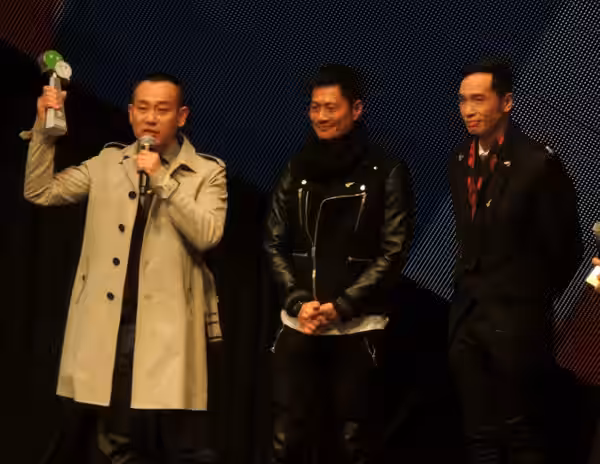 Sober Band @ Ultimate Song Chart Awards 2012 (2013)