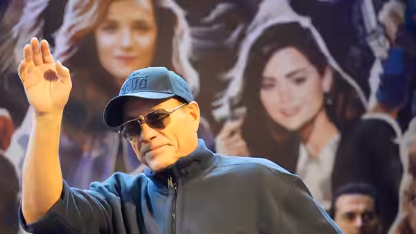 Author : @Kiri Karma Comiccon Brussels 2023 - Fall - Q&amp;A Jean-Claude Van Damme Jean-Claude Van Damme aka The Muscles from Brussels We?re thrilled and incred