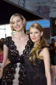 Laura Brent (2012)