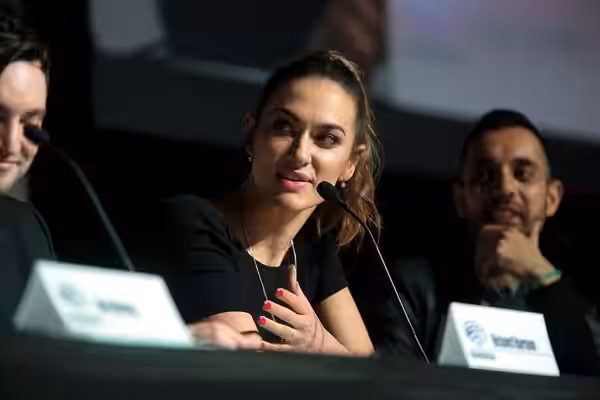 Tasya Teles speaking at the 2018 WonderCon, for "The 100", at the Anaheim Convention Center in Anaheim, California. Please attribute to Gage Skidmore if used el