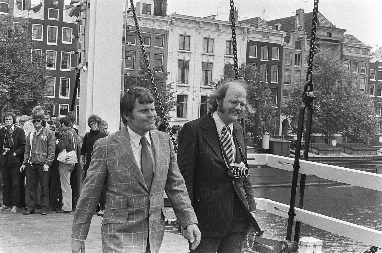 Bruce Glover as Mr. Wint (left) and Putter Smith as Mr. Kidd (right) during filming of Diamonds Are Forever. (1971)