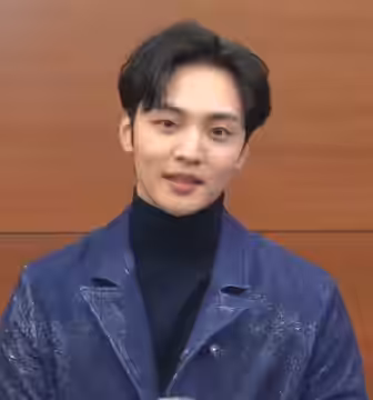 Kim Min-jae at script reading of Poong, the Joseon Psychiatrist in 2022