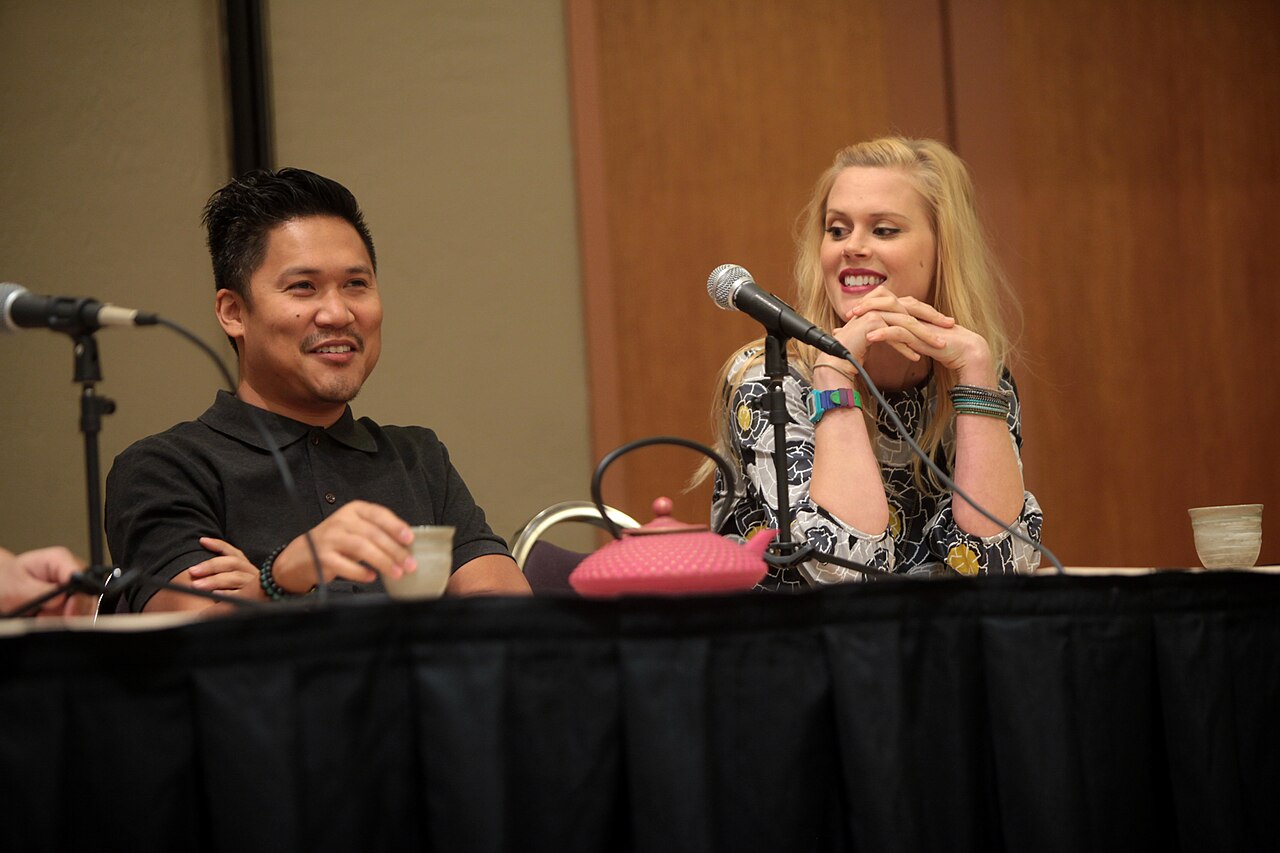 Dante Basco and Janet Varney speaking at the 2014 Comic Media Expo, for "The Legend of Korra" and "Avatar: The Last Airbender", at the Mesa Convention Center in