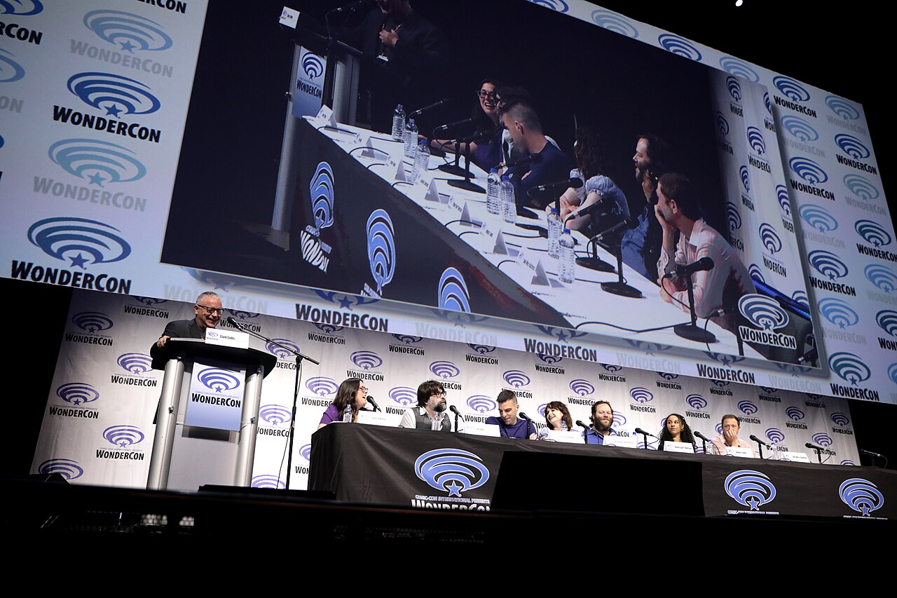 Clark Collis, Jami O'Brien, Joe Hill, Zachary Quinto, Ashleigh Cummings, Olafur Darri Olafsson, Jahkara Smith and Ebon Moss-Bachrach speaking at the 2019 Wonder