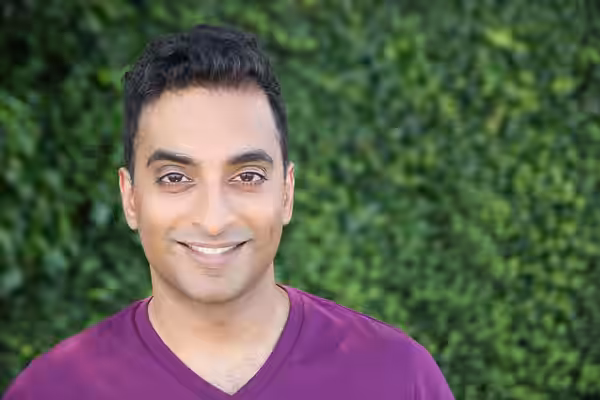 Manu Narayan Photo by Lia Chang (2013)