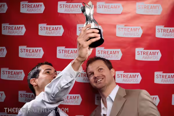 Thanks for viewing the official Streamy Awards photos! The exclusive photos of the winners and presenters are here. You don't want to miss those! We could not h (2010)