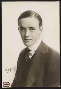 Title: Silent film actor Robert Harron] / Hartsook, Photo. S.F. and L.A Abstract/medium: 1 photograph : gelatin silver print ; sheet 24 x 17 cm. (1915)