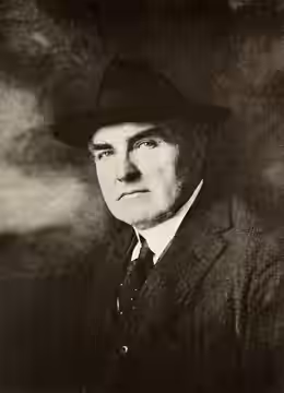 Burr McIntosh