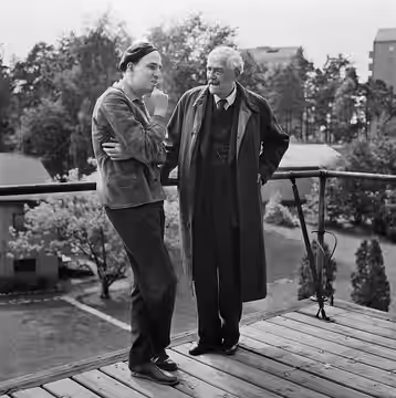 Ingmar Bergman (L) and Victor Sjöström (R), 1957.