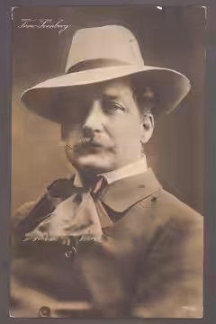 Depicted person: Tore Svennberg – actor (1858-1941) (1900)