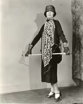 Silent film actor Dale Fuller. Subjects (LCTGM): actors