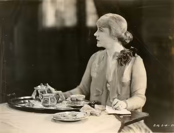 Stage actress Louise Dresser. Subjects (LCTGM): actresses (1926)