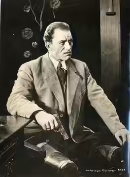 Actor Lon Chaney. Subjects: actors, motion pictures (1920)