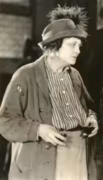 Film actress Eugenie Besserer. Subjects: actresses (1923)