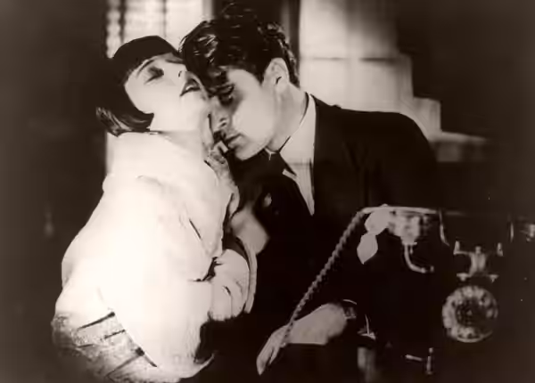 Louise Brooks and Francis Lederer in a publicity photo for Pandora's Box (1929).