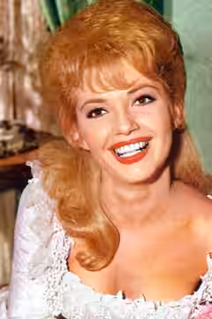 Ruta Lee