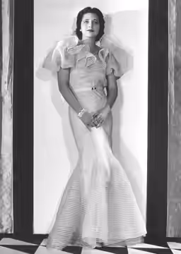 Kay Francis in Trouble in Paradise (1932).