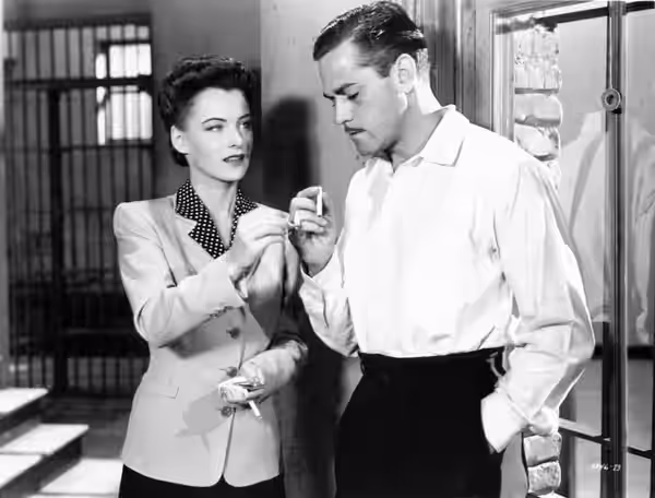 Publicity still of Ella Raines and Alan Curtis in the 1944 film, Phantom Lady